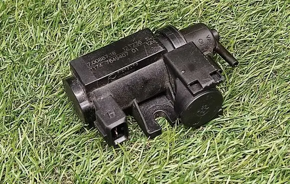 BMW 5 F10 F11 Valve vacuum 7649407 70088718