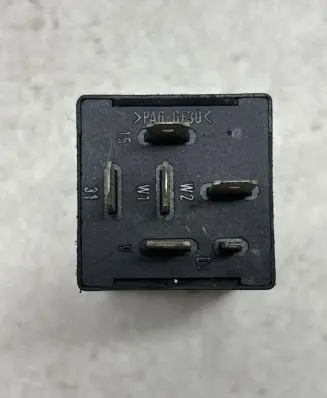 Audi A8 S8 D2 4D Other relay 4D0907307 3X2569 7038900207