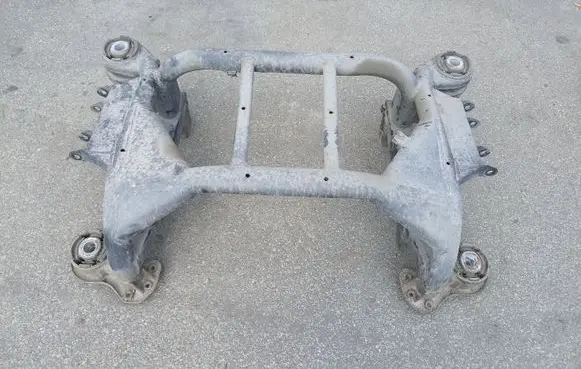 Maserati Quattroporte Rear subframe 68718800