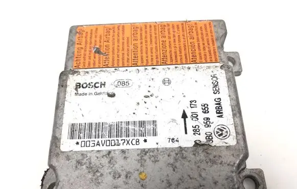 Volkswagen PASSAT B5 Airbag control unit/module 3B0959655 0285001173
