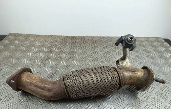 Hyundai Tucson TL Muffler pipe connector clamp 