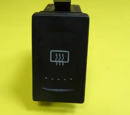 Volkswagen PASSAT B5 Windscreen/window heater switch 3B0959621C