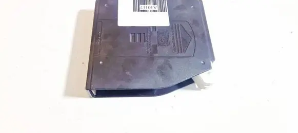Peugeot 807 CD/DVD changer 