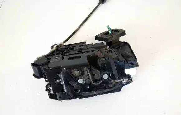 Skoda Yeti (5L) Front door lock 5k1837016d