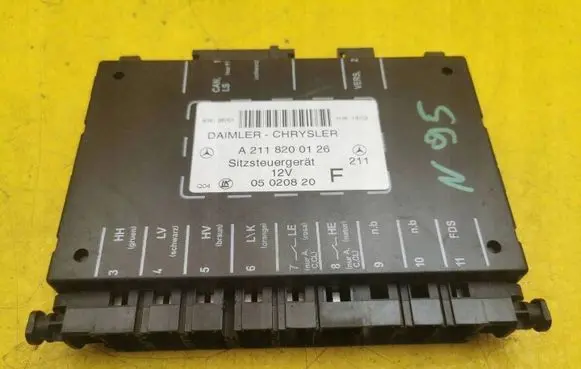 Mercedes-Benz E W211 Seat control module A2118200126 05020820