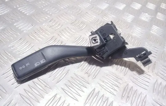 Volkswagen Golf V Indicator stalk 1K0953513