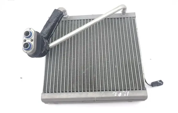 Hyundai Kona I Air conditioning (A/C) radiator (interior) 