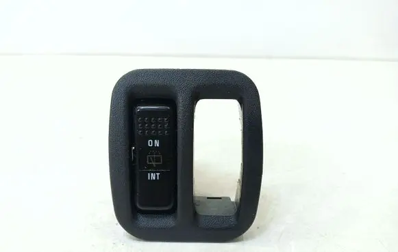 Mitsubishi 3000 GT Headlight washer switch MB832072