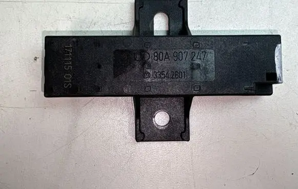 Audi Q5 SQ5 Keyless (KESSY) go control unit/module 80A907247