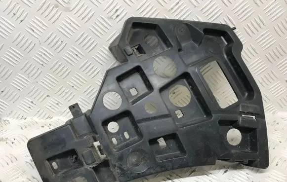 Peugeot 5008 Front bumper mounting bracket 9686181480