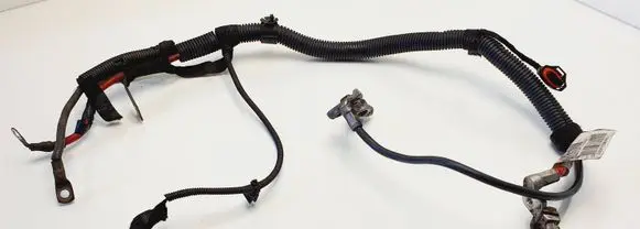 Opel Corsa D Positive cable (battery) 55556100 5555610015