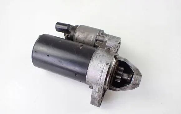 Audi A8 S8 D3 4E Starter motor 07C911023G