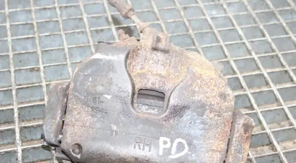 Ford Kuga II Front brake caliper