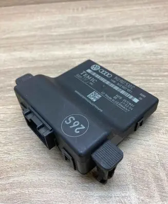 Volkswagen Touran I Gateway control module 1K0907530C 1K0907951