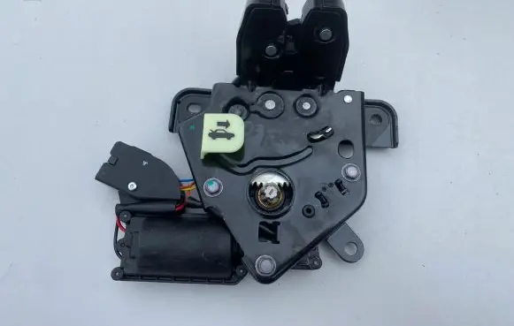 Tesla Model Y Tailgate/trunk/boot lock/catch/latch 1500604CNB