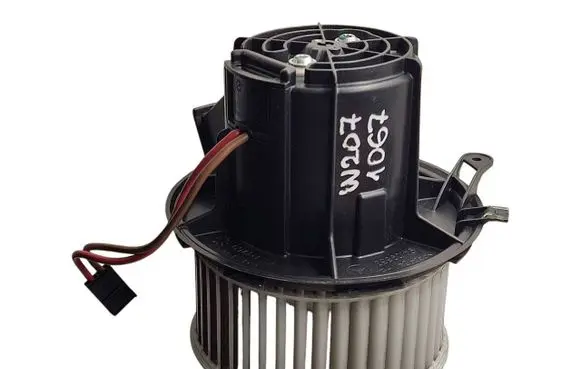 Mercedes-Benz E C207 W207 Heater fan/blower V7771001 9409653
