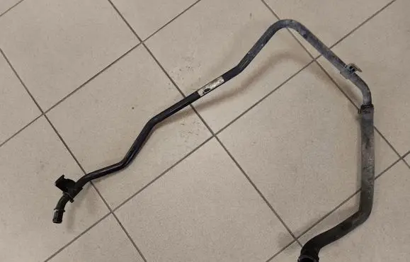 Mercedes-Benz Sprinter W906 Engine coolant pipe/hose A9068320215