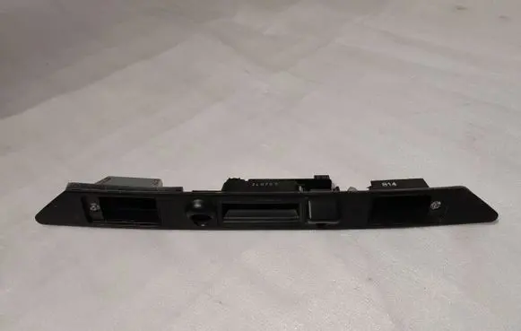 Audi Q8 Trunk door license plate light bar 4E0827574H