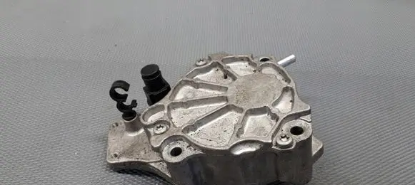 Ford Mondeo MK IV Vacuum pump D171B-1B