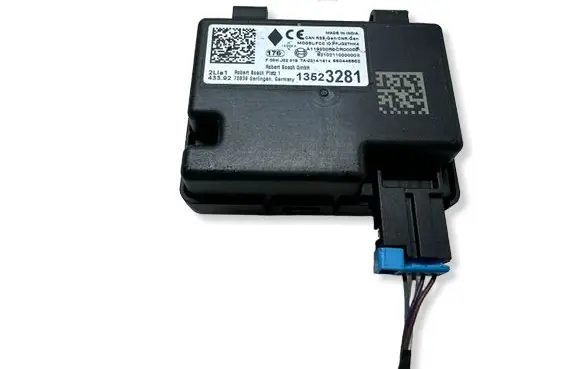 Opel Astra K Door central lock control unit/module 13523281