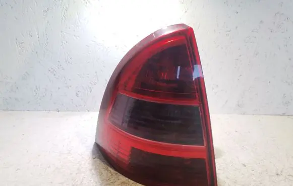 Citroen C5 Rear/tail lights 89032697