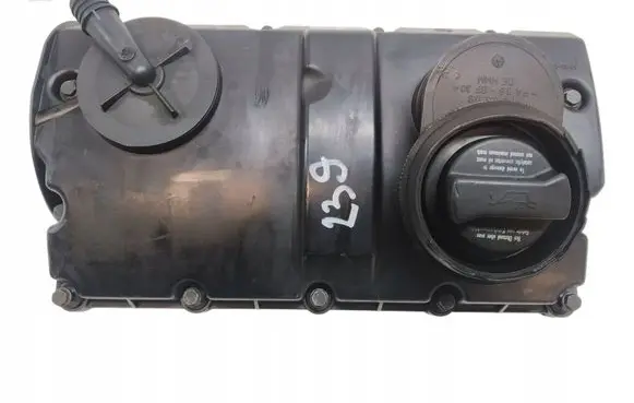 Volkswagen PASSAT B5 Rocker cam cover 7M3103179