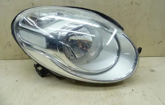 Fiat 500L Headlight/headlamp