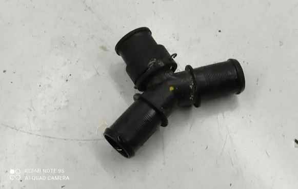 Jaguar XF X250 Engine coolant pipe/hose CK1320754