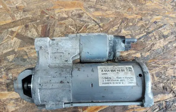 Mercedes-Benz Vito Viano W447 Starter motor A6549061600