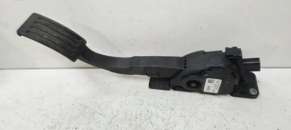 Volvo V40 Accelerator throttle pedal 31280598 6PV01036825
