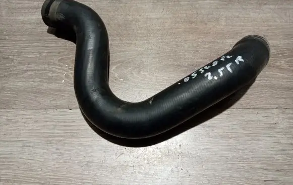 Volvo S60 Engine coolant pipe/hose 30680912