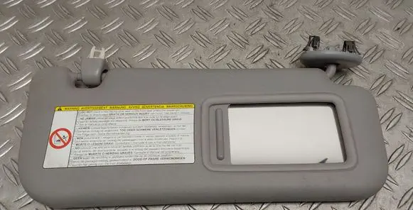 Toyota Yaris Sun visor