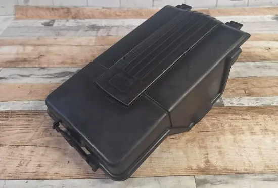 Volkswagen Golf V Battery box tray cover/lid 1K0915443A