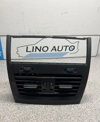 Rear air vent grill