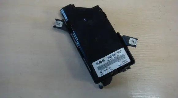 Volkswagen PASSAT B7 Other control units/modules 5N0035342E