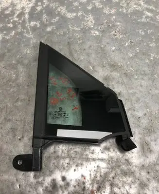 Volkswagen ID.4 Front door vent window glass four-door 11A845114-BILI 11A845114