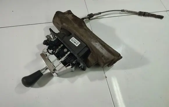 Audi A8 S8 D3 4E Gear shifter/selector 