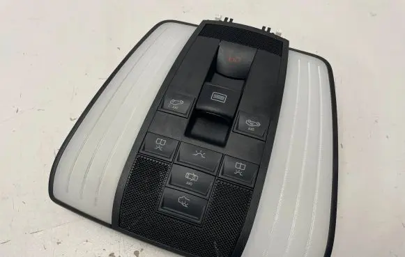 Mercedes-Benz CLS C218 X218 Front seat light A0009054903 A2129006224