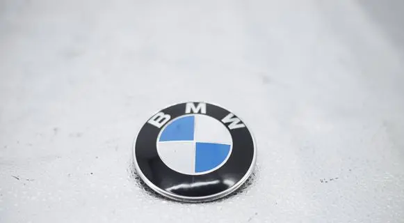 BMW X3 F25 Manufacturer badge logo/emblem 8132375
