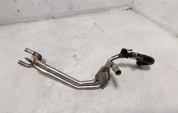 Mercedes-Benz ML W164 Fuel line pipe 