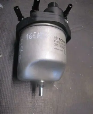 Peugeot 508 Fuel filter housing 