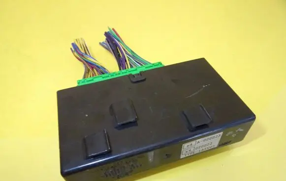 Volvo C70 Alarm control unit/module 9459500 MB232300-8282