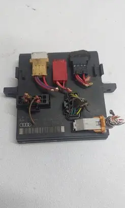 Audi A4 S4 B7 8E 8H Comfort/convenience module 8E0907279N