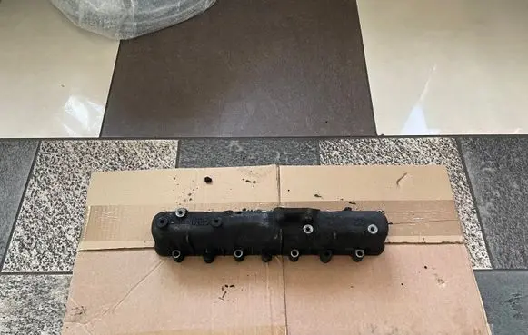 Iveco Daily 30.8 - 9 Intake manifold 504048132