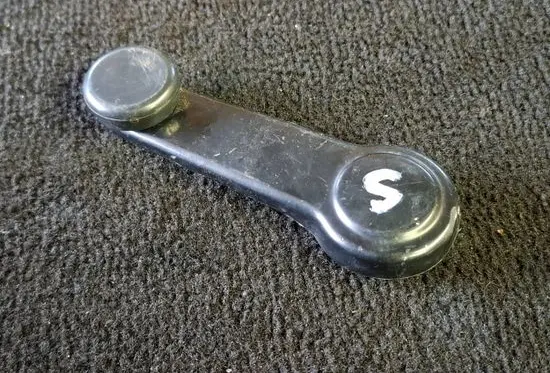 Honda Civic Rear door window winding handle 