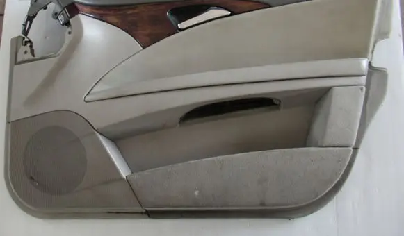 Mercedes-Benz E W211 Front door card panel trim A2117202472