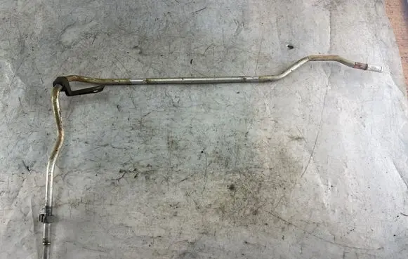 Nissan Patrol Y61 Engine coolant pipe/hose