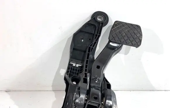 Audi Q4 Sportback e-tron Brake pedal 1EB723058H