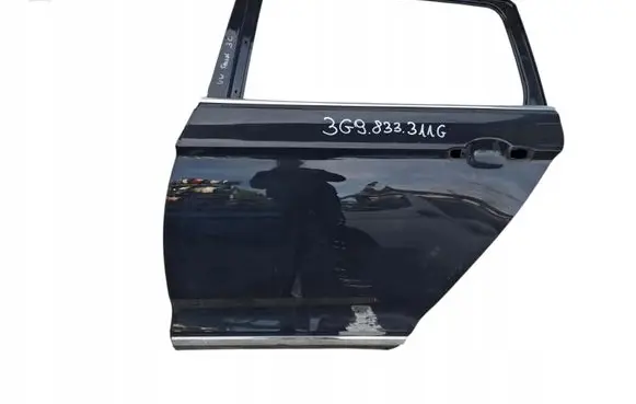 Volkswagen PASSAT B8 Rear door