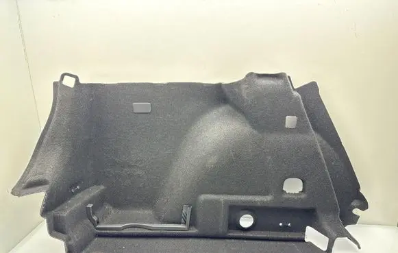 Trunk/boot side trim panel